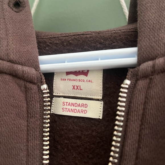 Levi’s zip up - Picture 2 of 3